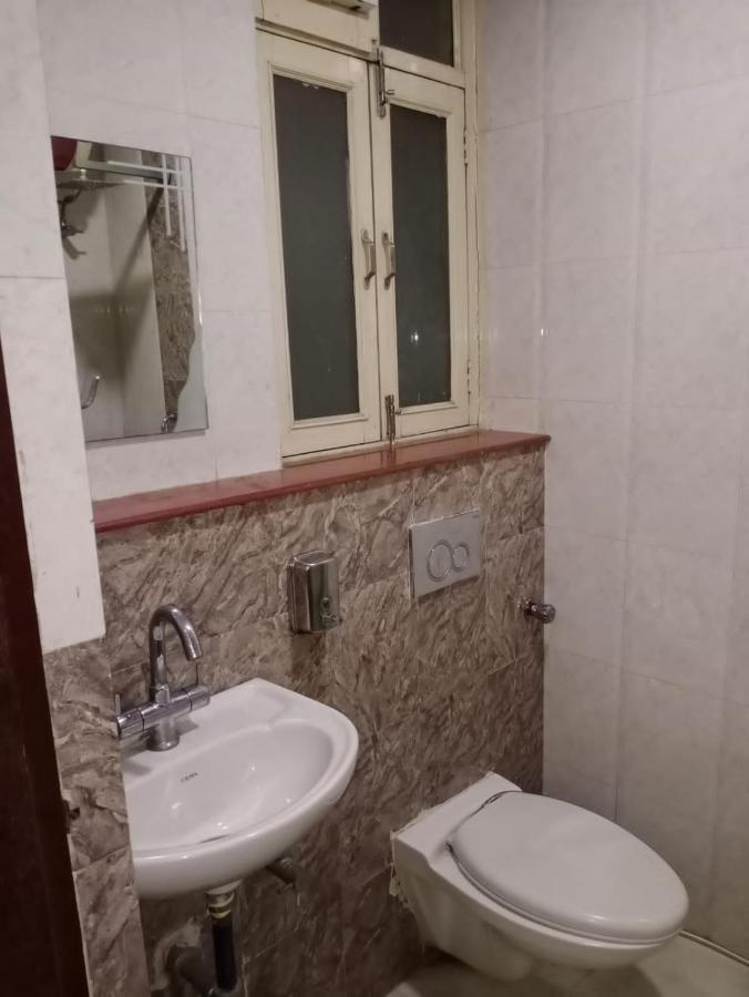 Hotel Chandrawali By Wb Inn Ballia Esterno foto