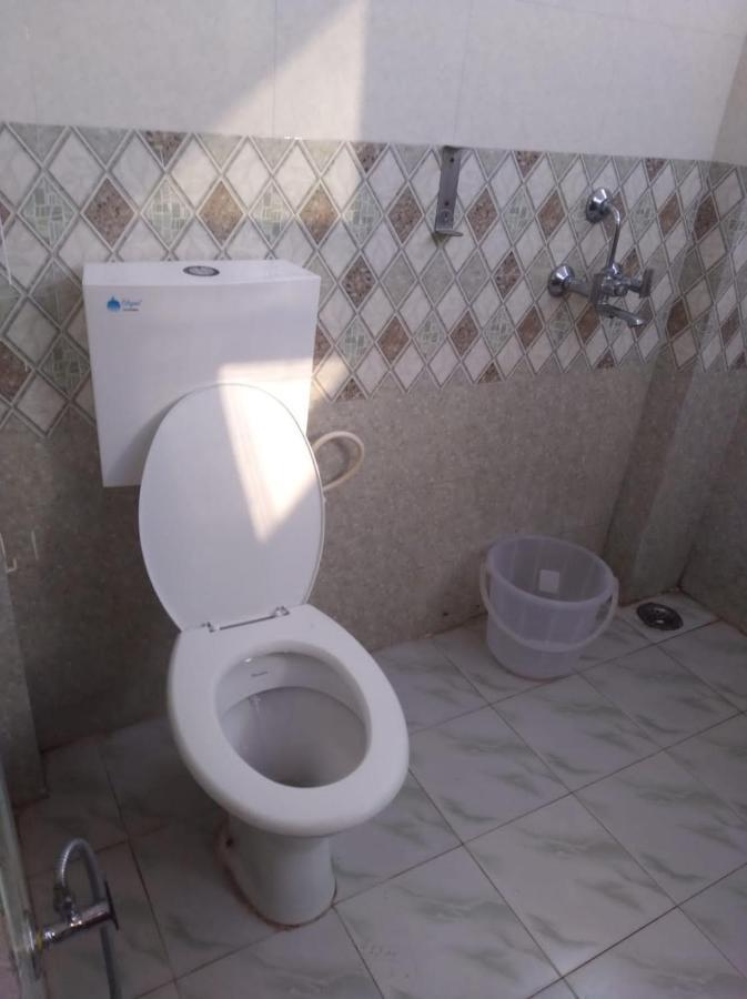 Hotel Chandrawali By Wb Inn Ballia Esterno foto